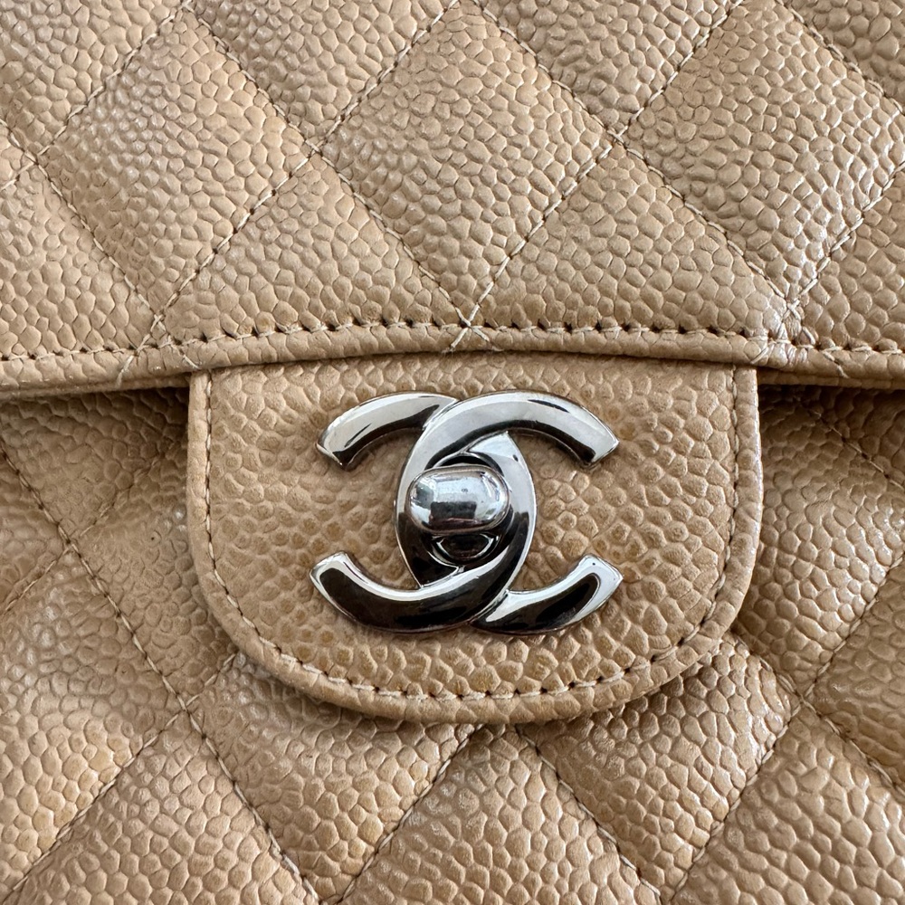 CHANEL Classic Medium Double Flap Caramel - Picture 11 of 12